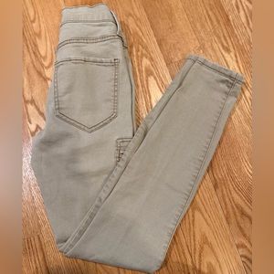 Mudd High Rise Utility Jegging